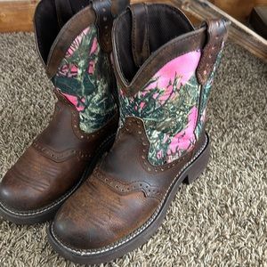 Justin boots